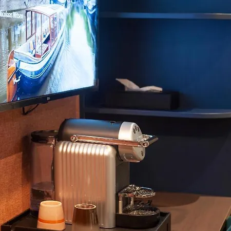 ニコラス ウィッツェン 3*