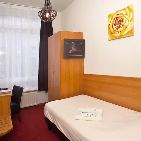 ホテル ニコラス ウィッツェン 3*