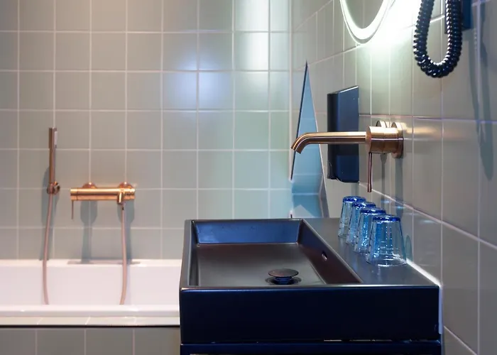 ニコラス ウィッツェン 3*