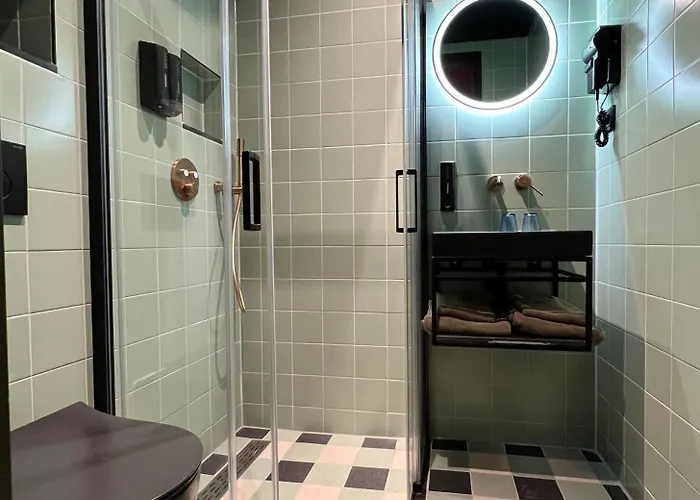 ニコラス ウィッツェン 3*