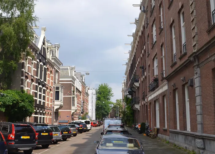 ニコラス ウィッツェン ホテル 3*