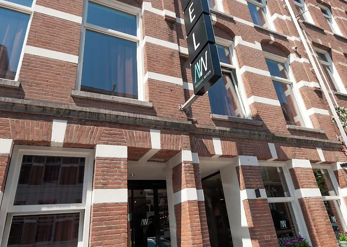 ニコラス ウィッツェン ホテル 3*