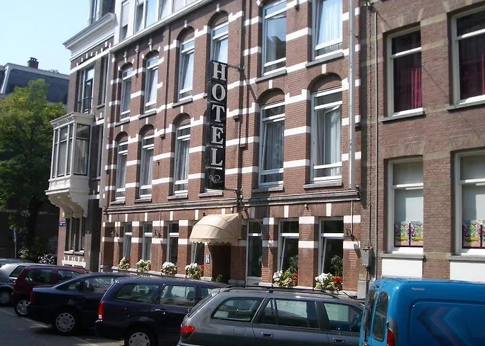 ニコラス ウィッツェン ホテル 3*